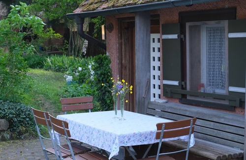 Frickingen Apartment | Cozy cottage in the green Lake Constance region