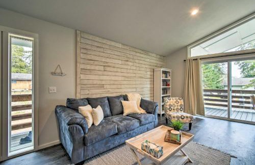 Westport House | Cozy Cottage on the Coast Near Downtown Westport!
