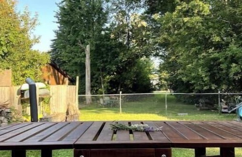 Keswick House | Cozy Cottage with Private Shared Beach Access (30-day min)