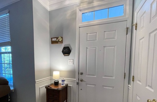 Paw Creek House | Cozy Creek House near Whitewater center, CLT Airport, downtown Charlotte