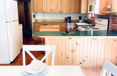Darby Cabin | Cozy Creek Log Cabin - 2 Br 1 Ba with seasonal creek, fruit trees and wildlife