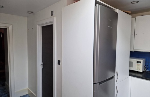 Dagenham House | Cozy Dagenham Retreat - 2BR House