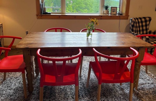 East Burke Cabin | Cozy East Burke Cottage near bike trails & skiing
