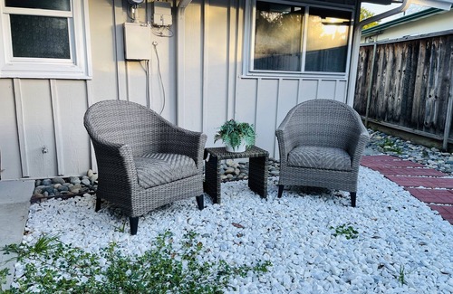 Rancho Rinconada House | Cozy Entire 3BR Home/Free Parking/Fast WiFi/Family
