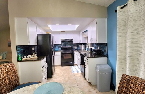 Florida Shores House | Cozy family home 20 minutes from the beach