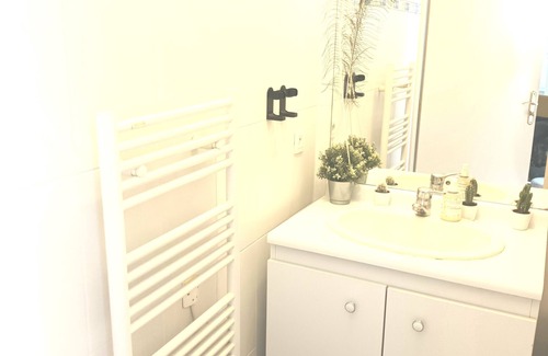 Aubervilliers Apartment | Cozy Flat Métro Direct Cœur de Paris et à Pied du Stade de France