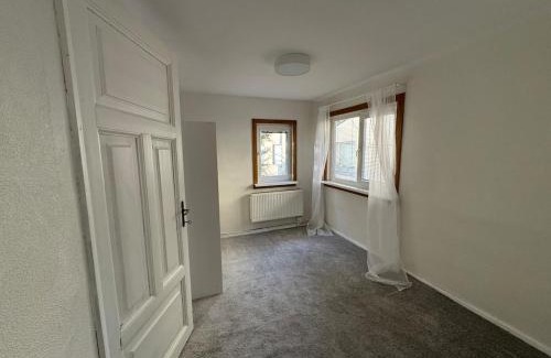 Senamiescio seniunija Apartment | Cozy flat with your personal garden in city center