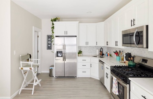 Long Beach House | Cozy Garden Home Near the Beach