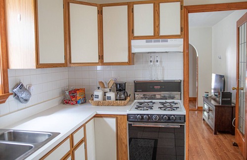 Somerville Apartment | Cozy Get Away Somerville 2 BR