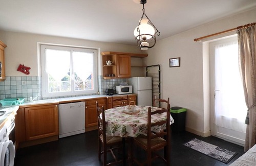 Giou-de-Mamou Cottage | Cozy Getaway near Aurillac: 1BR, 4 Guests, Pets Welcome, Garden, Close to Activities