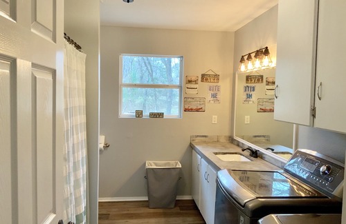 Dogwood House | Cozy getaway on Lake Bob Sandlin