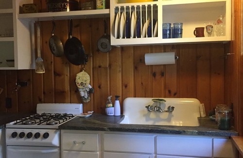Bigfork Cabin | Cozy Guest Cabin Near River, Lake, And Hiking Access.