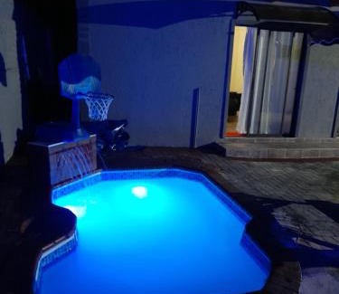 Springs House | Cozy guesthouse-springs