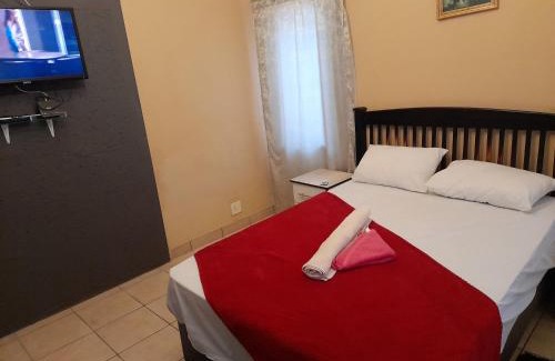 Springs House | Cozy guesthouse-springs