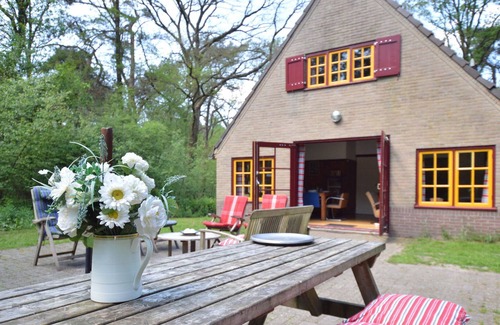 Zuidwolde House | Cozy Holiday Home near Forest in Zuidwolde
