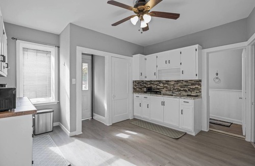 Wallington Apartment | Cozy Home, 19 min to NYC, 3 Car Driveway, Cozy Home, 19 min to NYC, 3 Car Driveway
