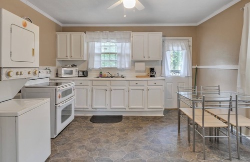 Capital View House | Cozy Home away from Home in Little Rock by RedAwning