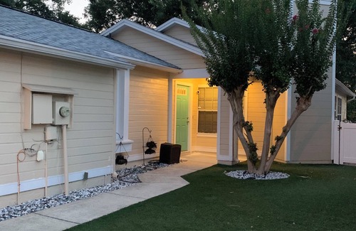 Dixie Belle Villa | Cozy home close to everything