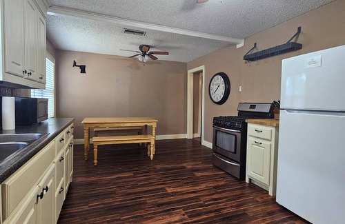 Lubbock House | Cozy home close to Texas Tech