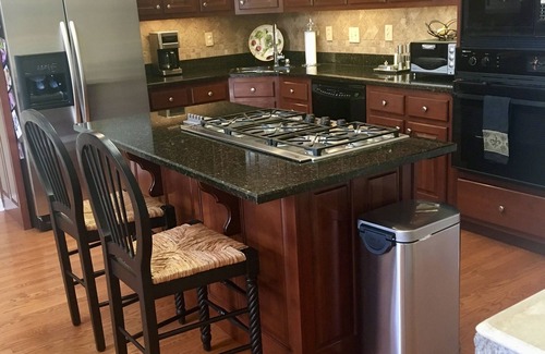 Buechel House | Cozy home for Derby or PGA - Great for groups!