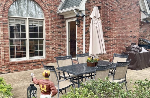 Buechel House | Cozy home for Derby or PGA - Great for groups!
