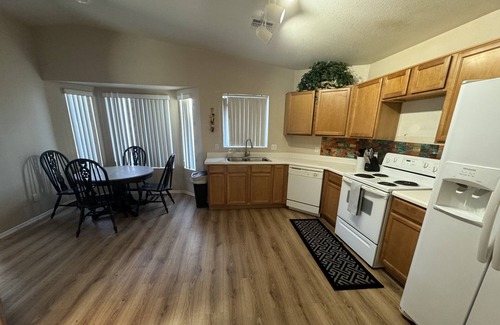 Coyote Corridor House | Cozy Home Freshly Renovated near Davis Monthan Air Force Base
