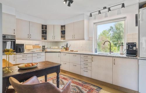 Aalbaek House | Cozy Home In Ålbæk With Wifi