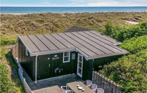 Grena Strand House | Cozy Home In Grenaa With House Sea View