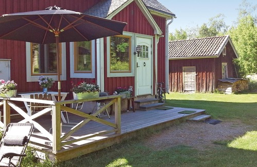 Grythyttan House | Cozy home in Grythyttan with kitchen