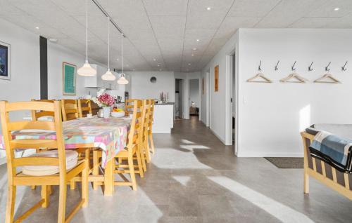 Hanstholm House | Cozy Home In Hanstholm With Wifi