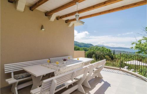 Mojdez House | Cozy Home In Igalo With Wifi
