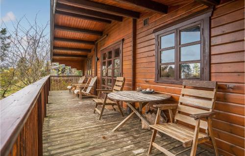 Knebel House | Cozy Home In Knebel With Kitchen