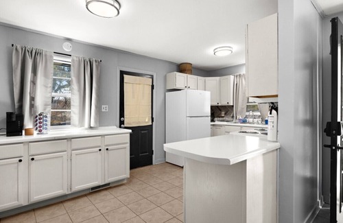 Oak Ridge House | Cozy Home in Oak Ridge w/3BR