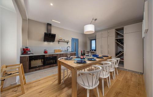 Municipality of Omisalj House | Cozy Home In Omisalj With Sauna