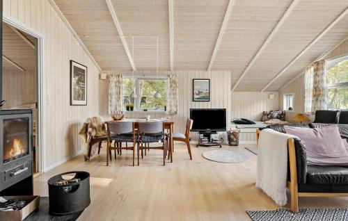 Skals House | Cozy Home In Skals With Wifi