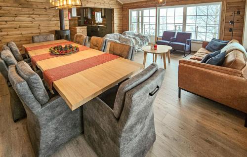 Nissedal House | Cozy Home In Treungen
