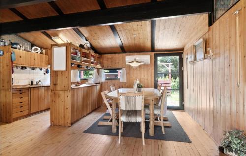 Marielyst House | Cozy Home In Væggerløse With Wifi