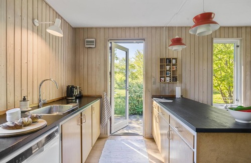 Holloselund House | Cozy home in Vejby with WiFi