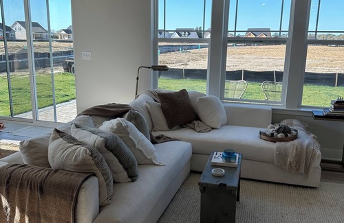 Rehoboth Beach House | Cozy home w/amazing sunsets minutes to DE/MD Beaches: Come enjoy! 4 BR 3 BATH