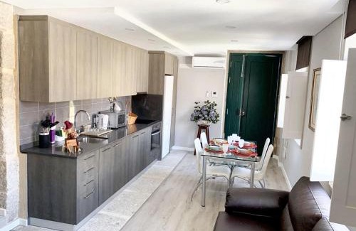 Castelo Branco House | Cozy house in Castelo Branco, 60 m², city view balcony