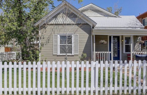 Littleton House | Cozy House in Historic Downtown Littleton