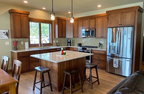 Winneconne House | Cozy house on the Wolf River with beautiful views.