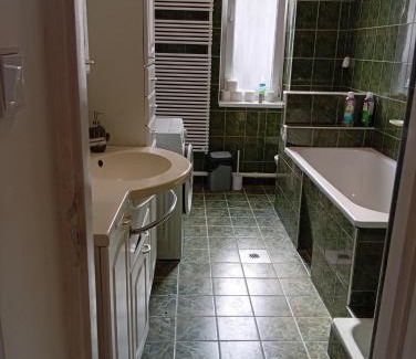 Alsorakos Apartment | Cozy House with Garden and FreeParking