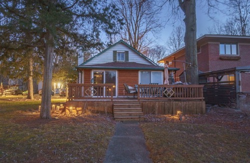 Indianapolis Cottage | Cozy Indianapolis Riverside Home on White River