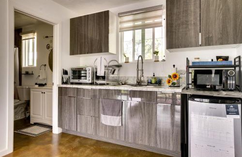 Keaau Apartment | Cozy Keaau Vacation Rental - 1 Mi to Ocean!