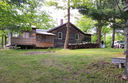 Emily Cabin | Cozy Lake Front Cabins perfect for summer, fall and winter