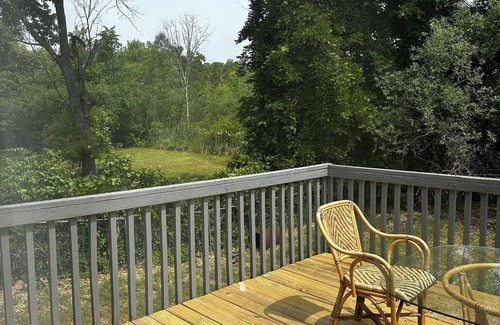Portage Lakes House | Cozy lake house, five minute walk to the lake! Perfect for a weekend getaway.