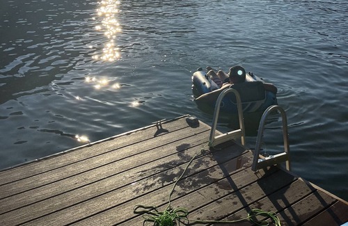 Bluff City House | Cozy Lake house on Boone Lake with private dock