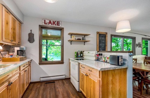 Almelund Cabin | Cozy Lakefront Cabin Fireplace Views Close to Skiing