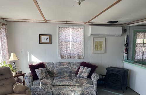 Fair Haven Cottage | Cozy Lakefront Getaway